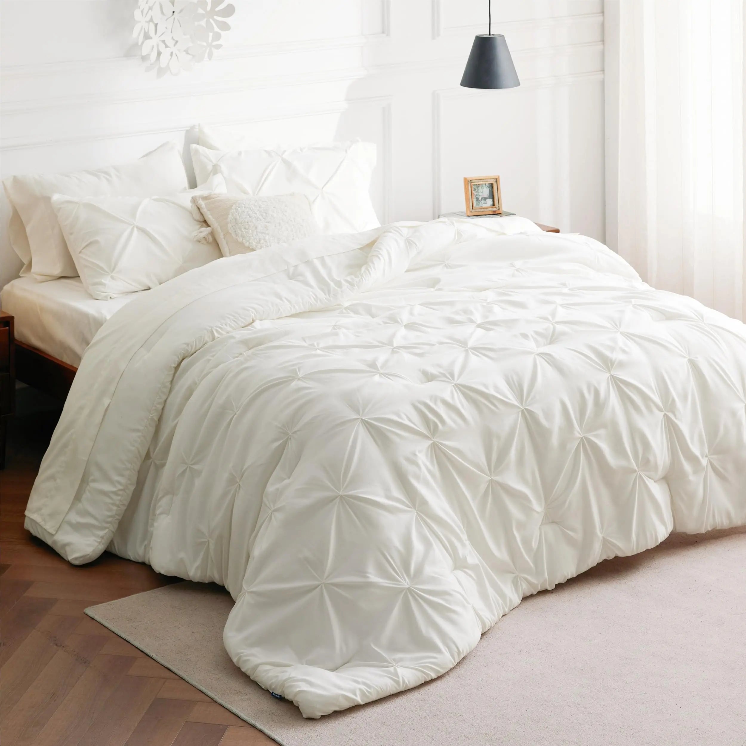 7PCS King Size Pintuck Comforter Set | Bedsure Cloud Soft Hotel Quality All Season Bedding