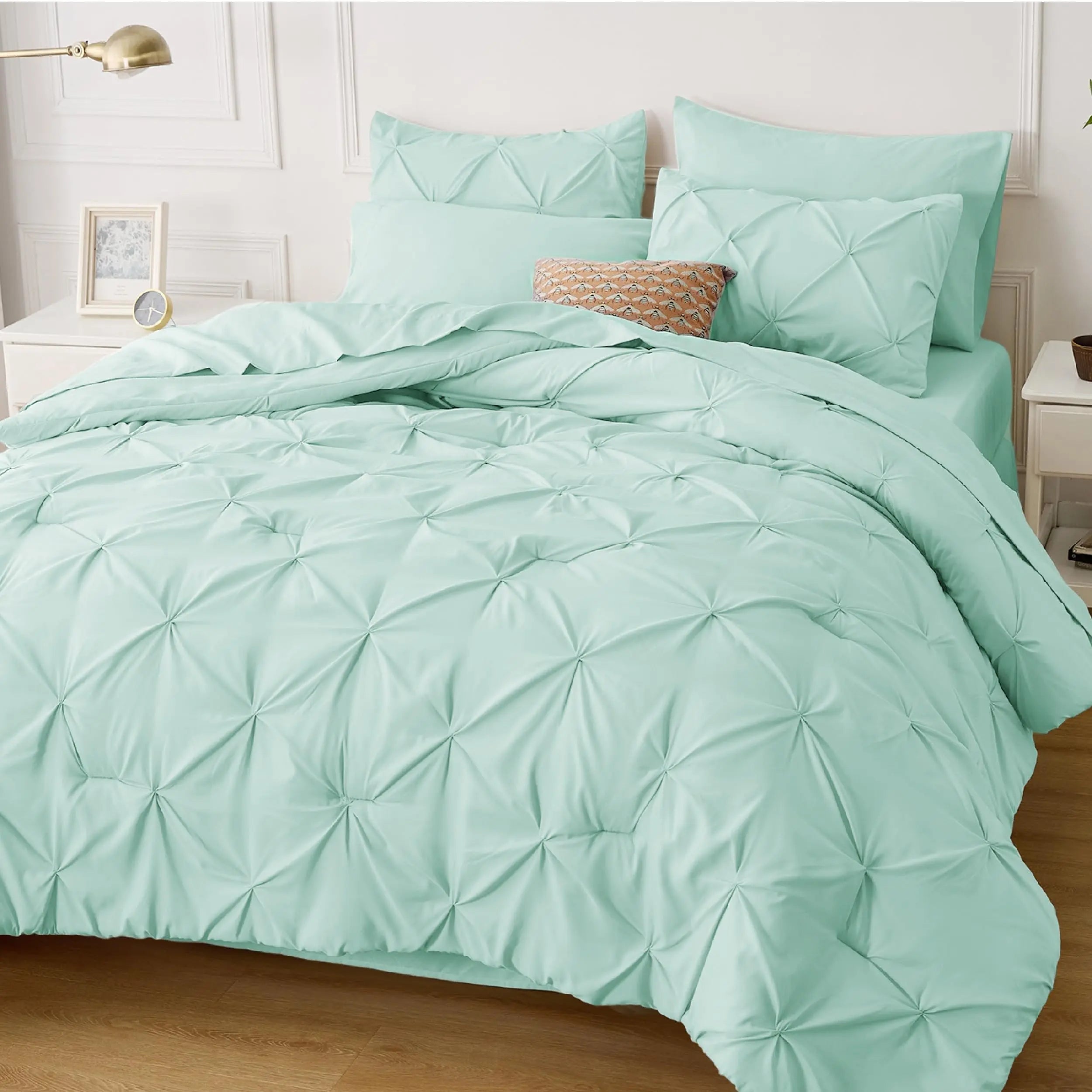7PCS King Size Pintuck Comforter Set | Bedsure Cloud Soft Hotel Quality All Season Bedding