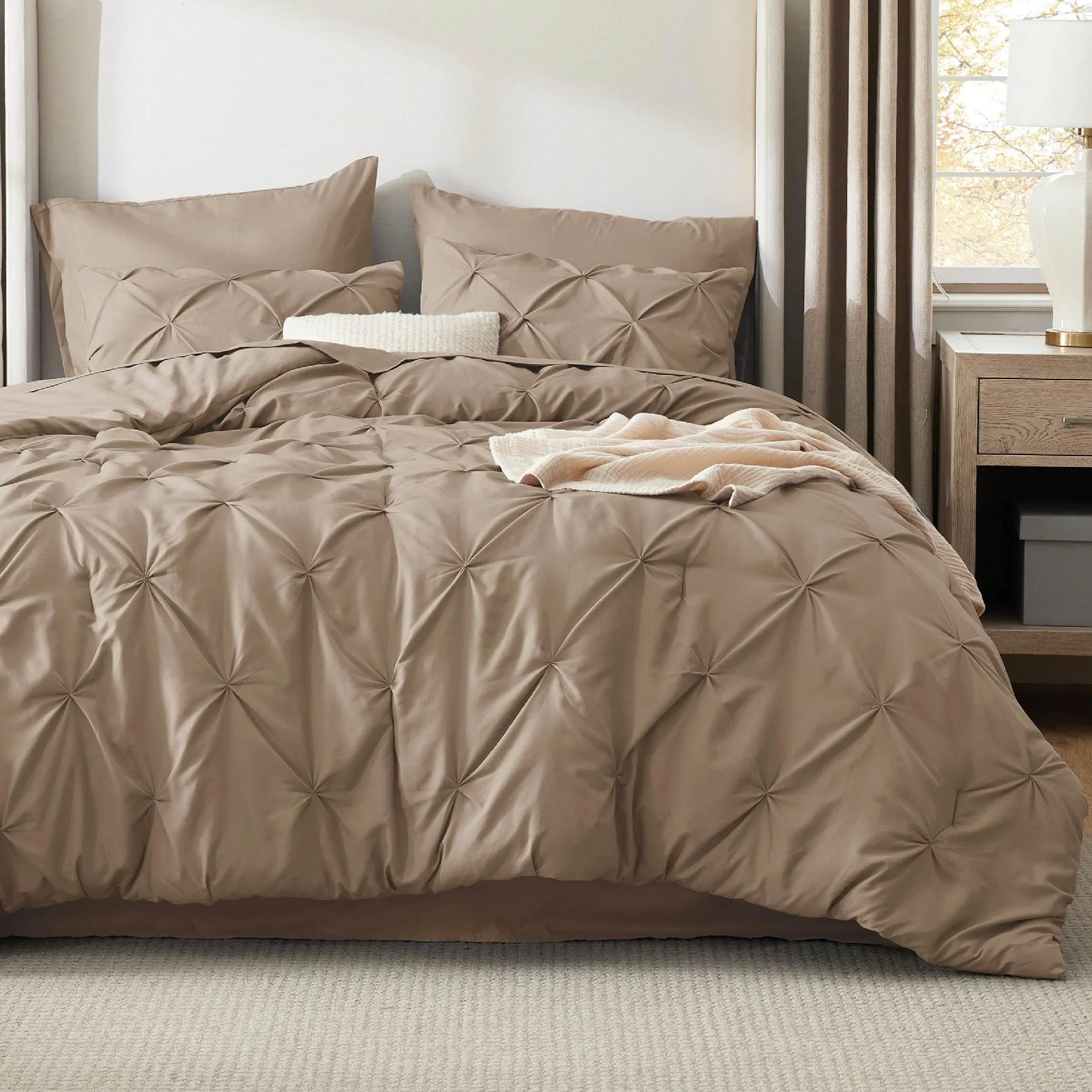 7PCS King Size Pintuck Comforter Set | Bedsure Cloud Soft Hotel Quality All Season Bedding